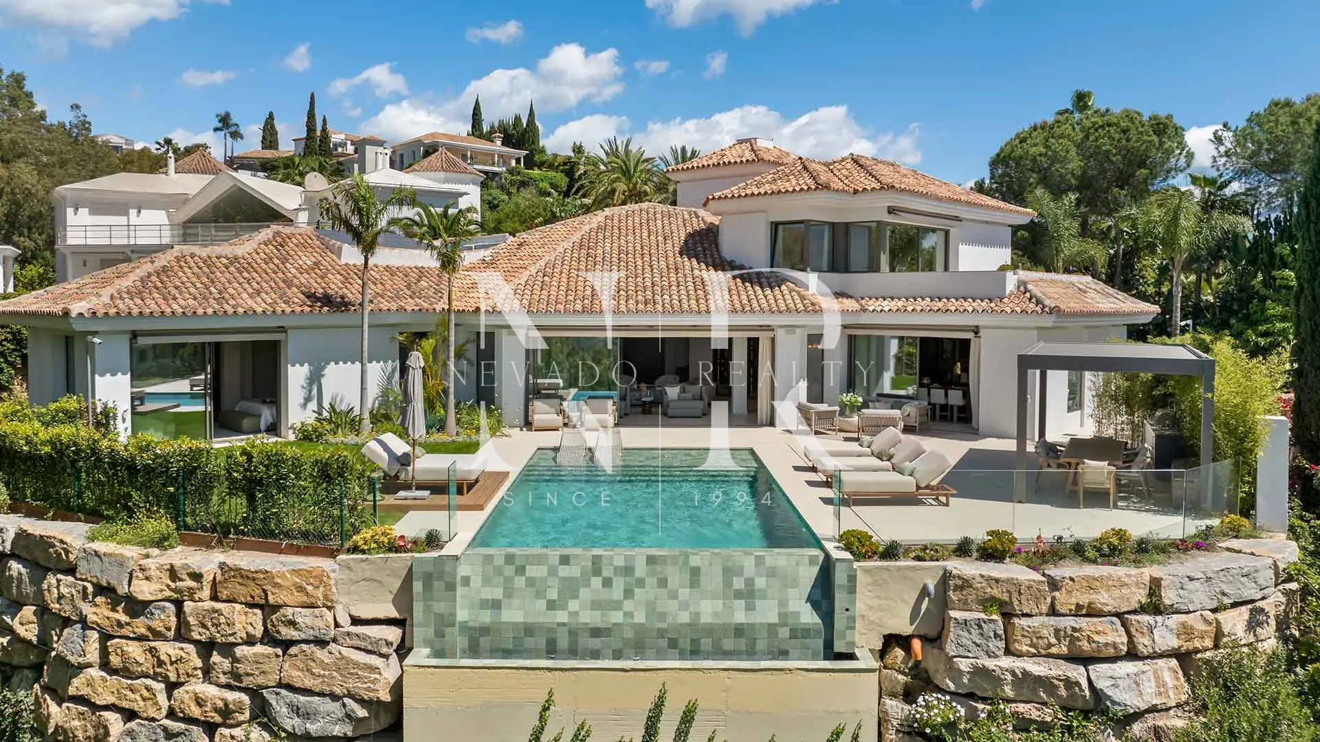 Villa avec vue sur la mer à Benahavís, Málaga, à vendre