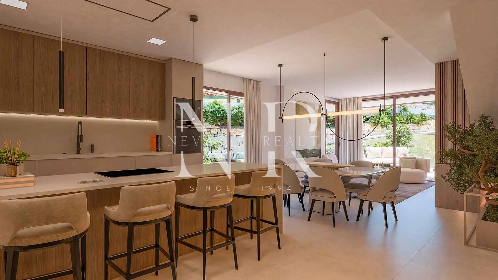 Apartment in Elviria with spacious garden and terraces for sale