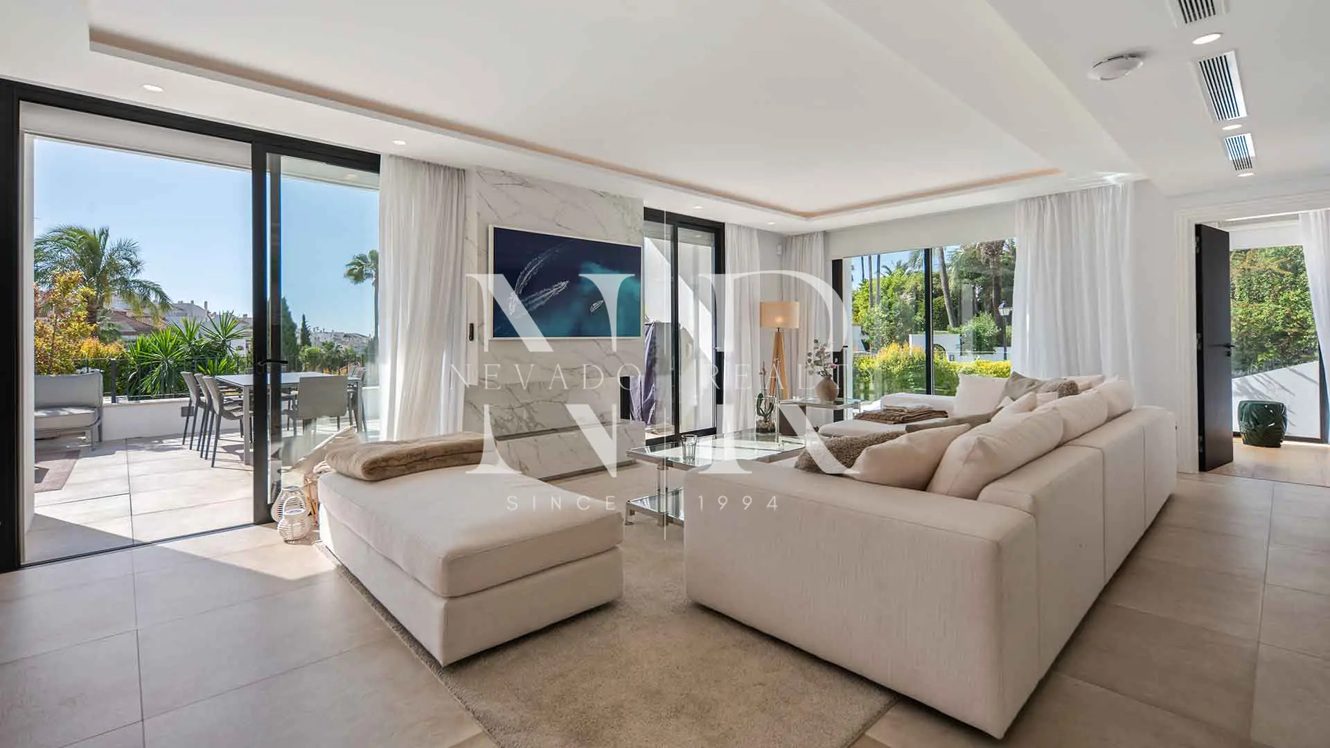 Villa for Sale in Los Naranjos Hill Club, Marbella
