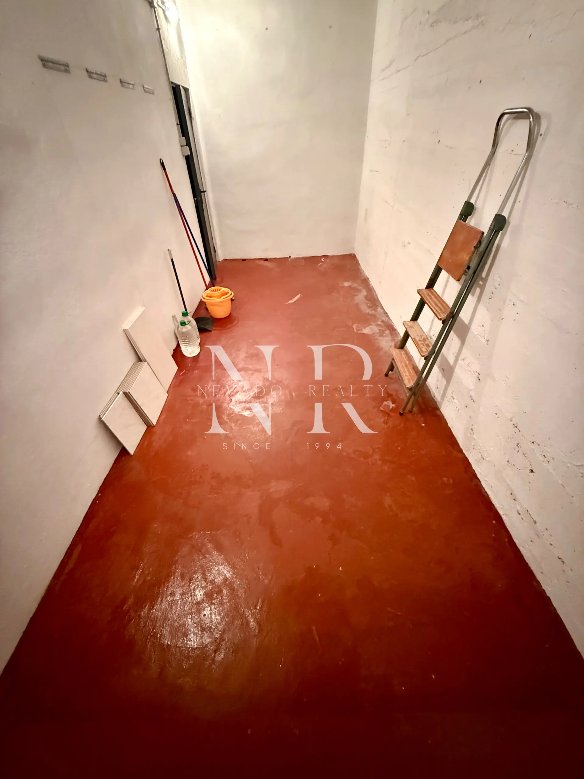 Storage room for sale in the Gran Marbella building in Marbella center