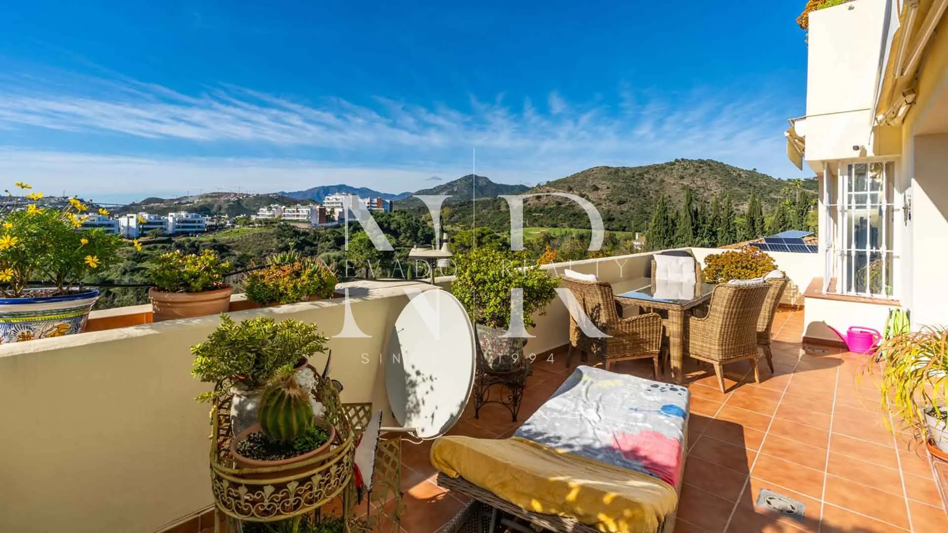 Appartement à Ocean Pines avec vue sur la mer, à Benahavís à vendre
