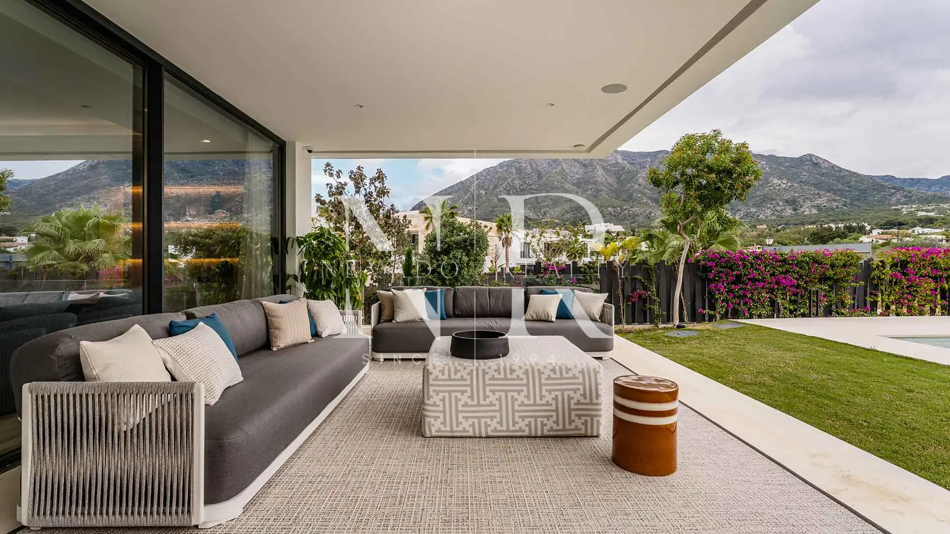 Villa à Lomas del Virrey dans une communauté fermée avec vue panoramique à vendre