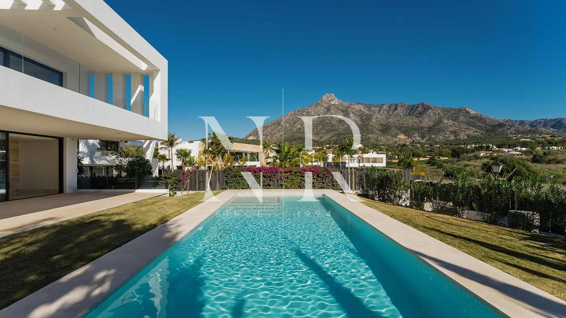 Villa à Lomas del Virrey dans une communauté fermée avec vue panoramique à vendre