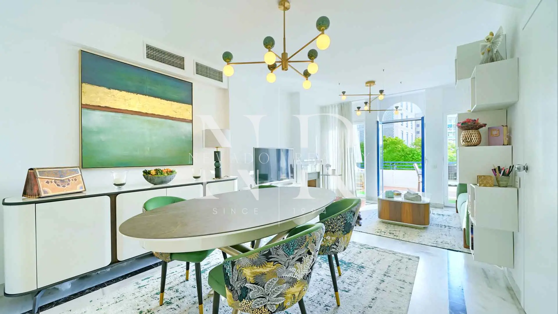 Appartement de deuxième ligne sur la plage dans l'urbanisation de Marbella House à vendre