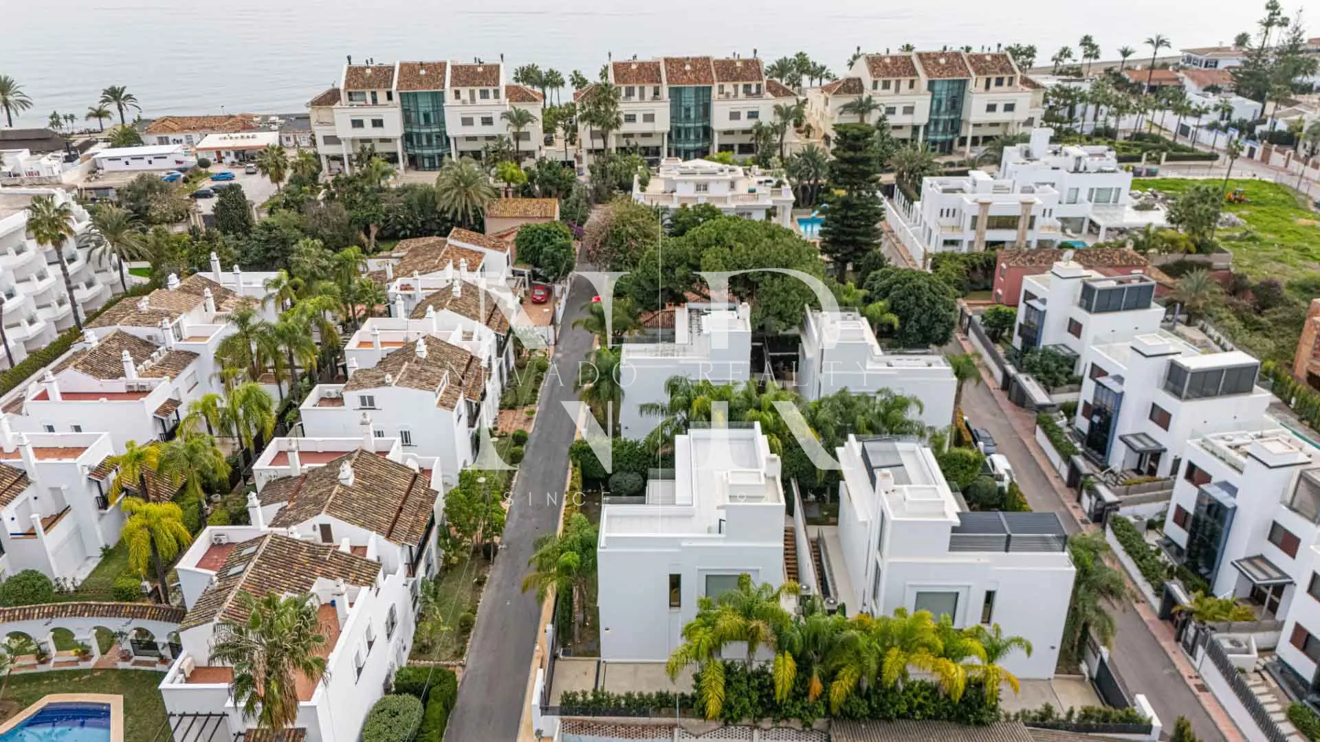 Villa en Río Verde a escasos metros de la playa en venta