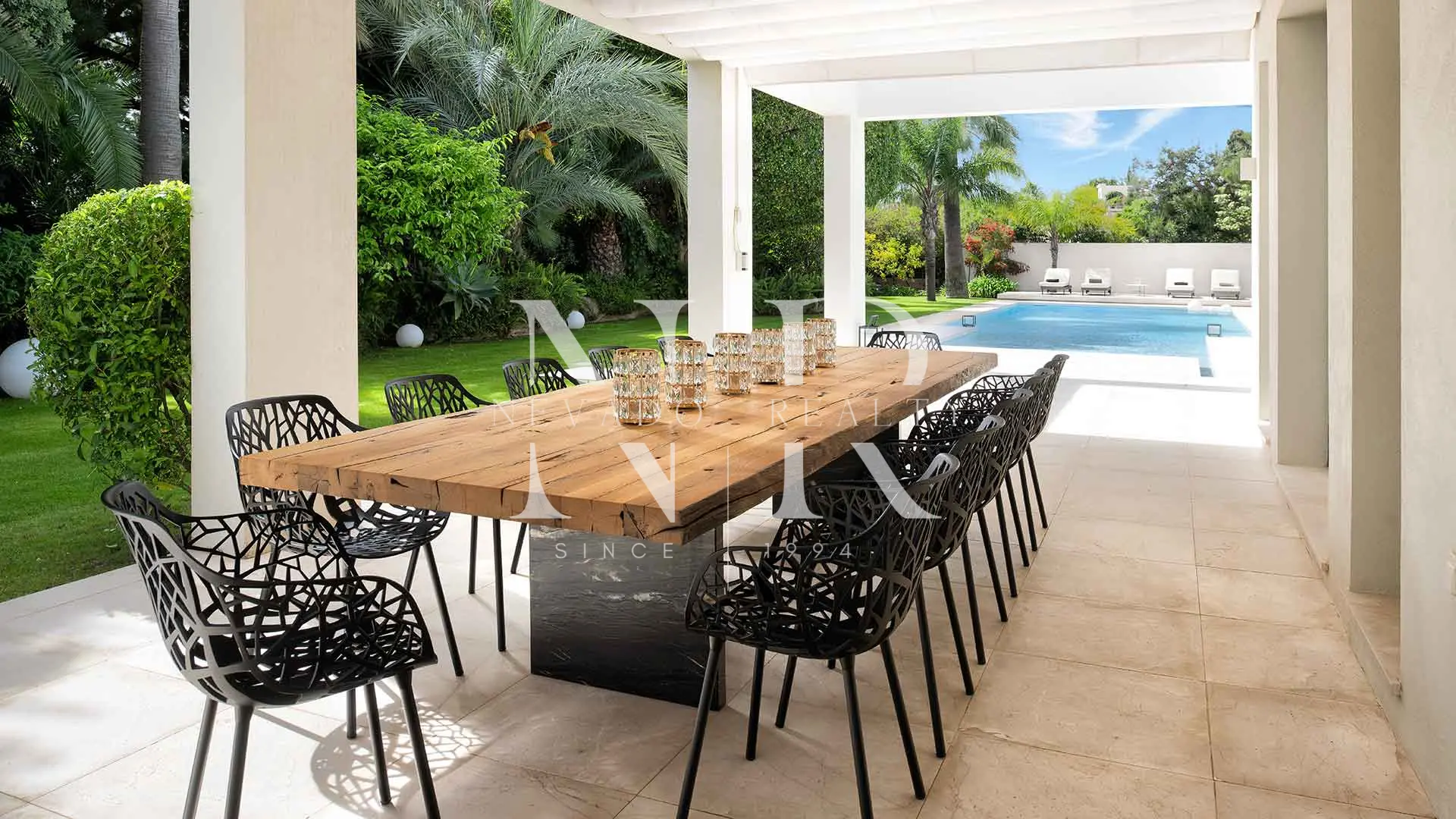 Villa dans l'Urbanisation Marbesa entièrement rénovée très proche de la plage à vendre