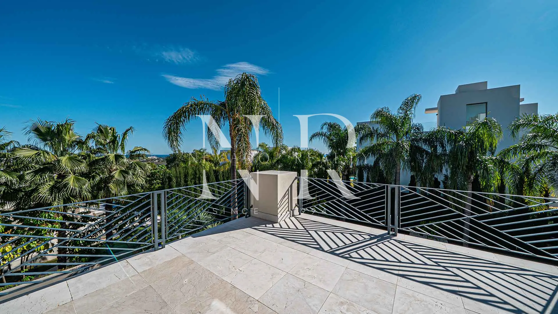 Villa dans l'urbanisation Los Flamingos Golf à vendre