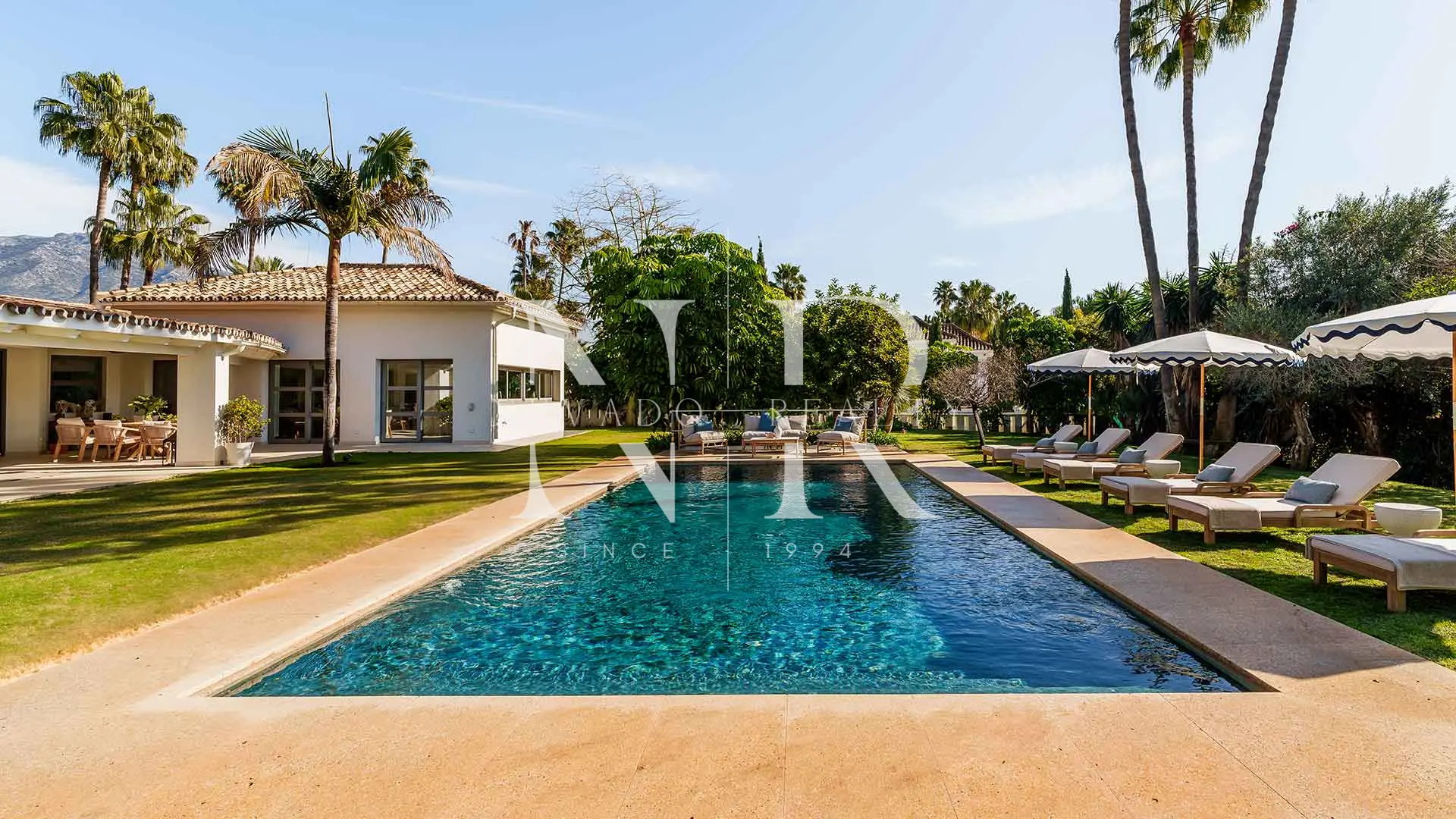 Villa en Urbanización La Cerquilla completamente renovada en venta