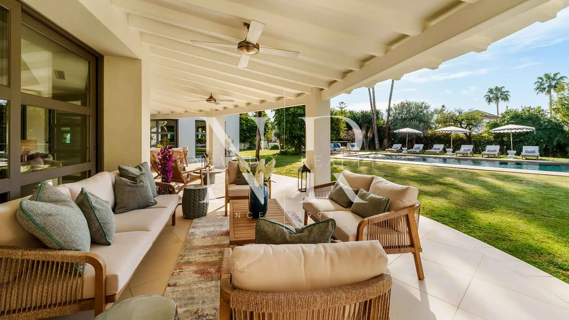 Villa en Urbanización La Cerquilla completamente renovada en venta