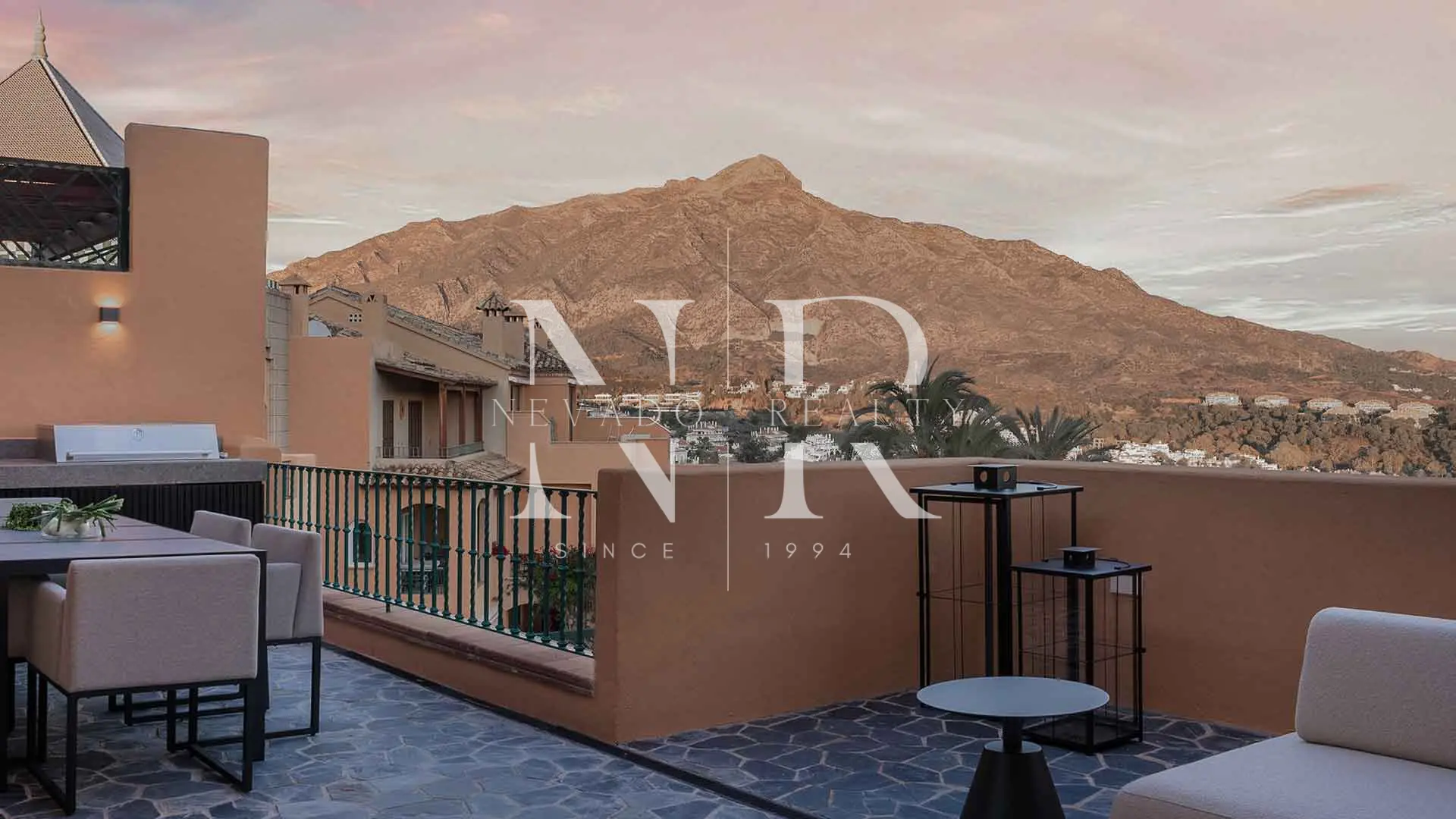 Penthouse dans l'urbanisation Les Belvederes avec vue panoramique à vendre