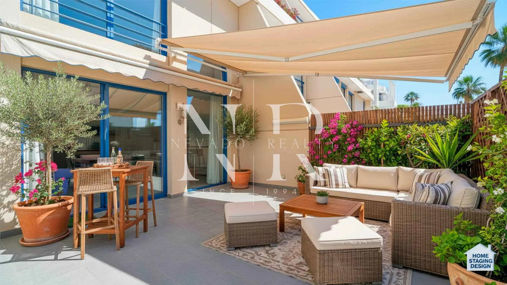 Second line beach flat in Marbella House Urbanization for sale