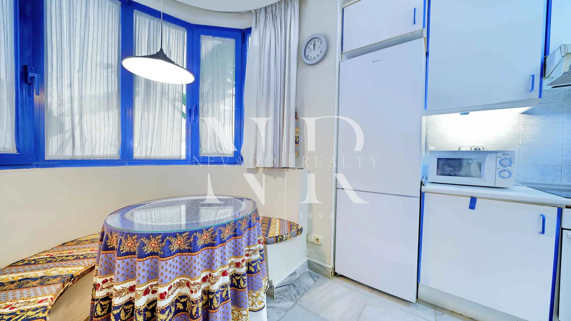Second line beach flat in Marbella House Urbanization for sale