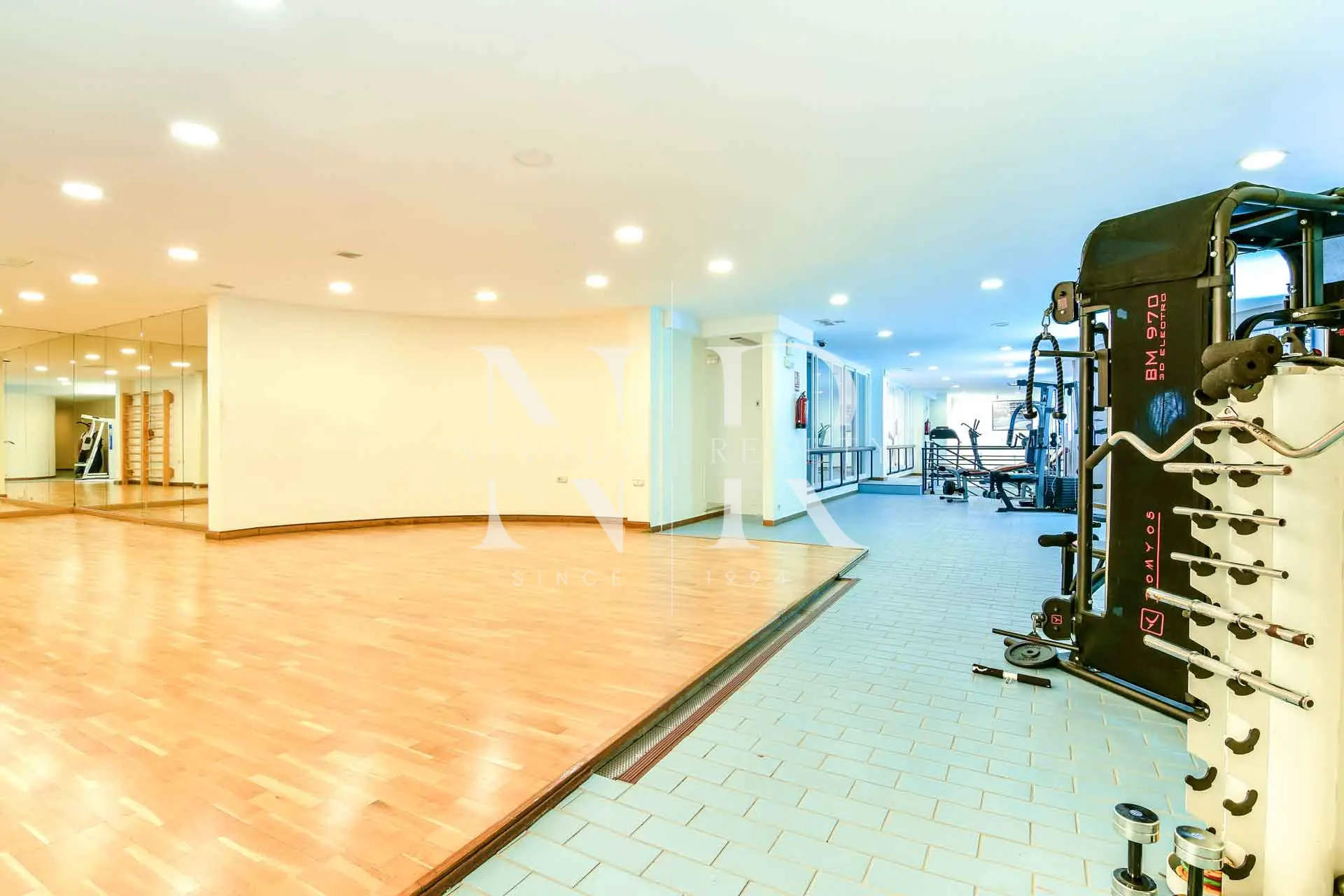 Second line beach flat in Marbella House Urbanization for sale