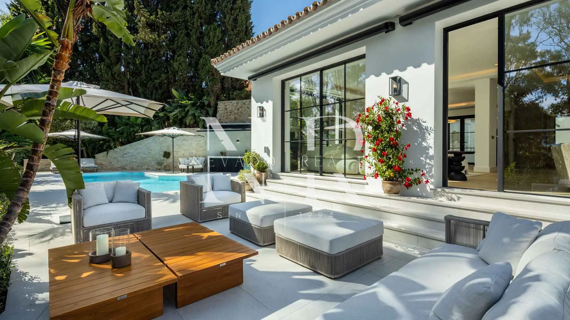 Villa entièrement rénovée dans l'urbanisation El Herrojo à vendre