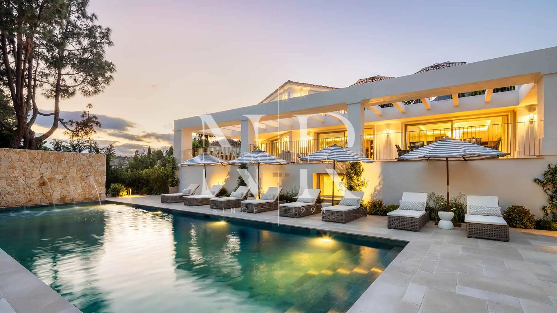 Villa entièrement rénovée à vendre à Rocío de Nagüeles