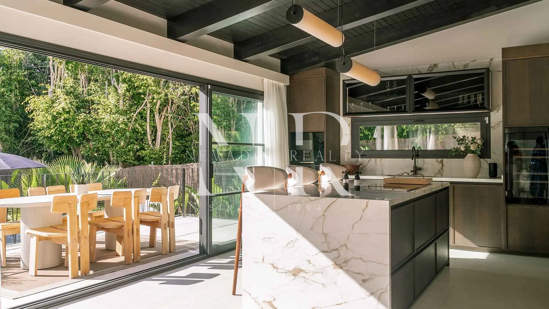 Villa en Nueva Andalucía completamente reformada en venta