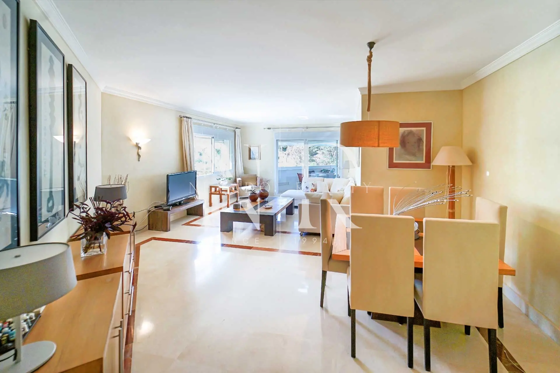 Apartment in Jardín del Mediterráneo on the beachfront for sale