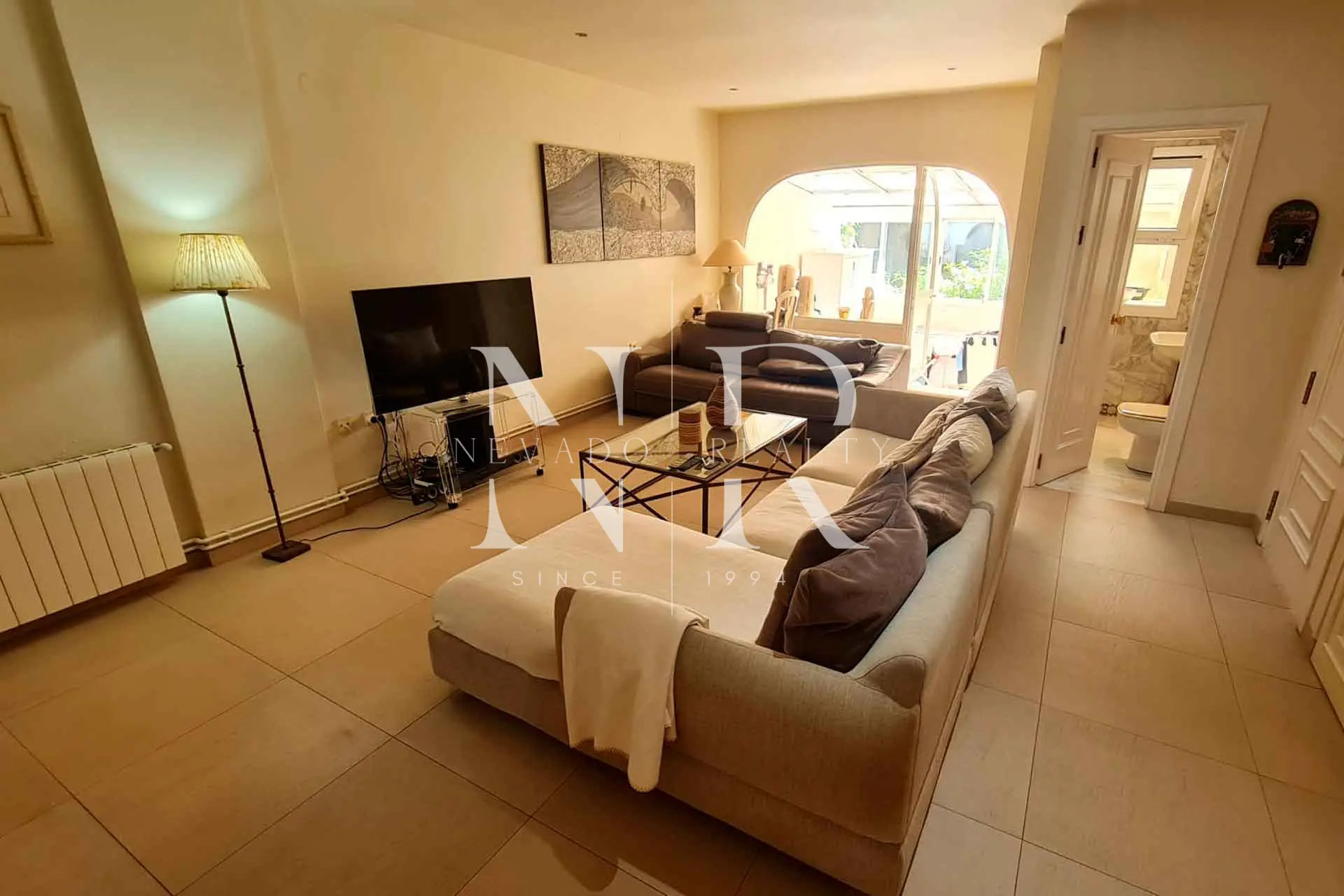 Apartamento en milla de oro en venta