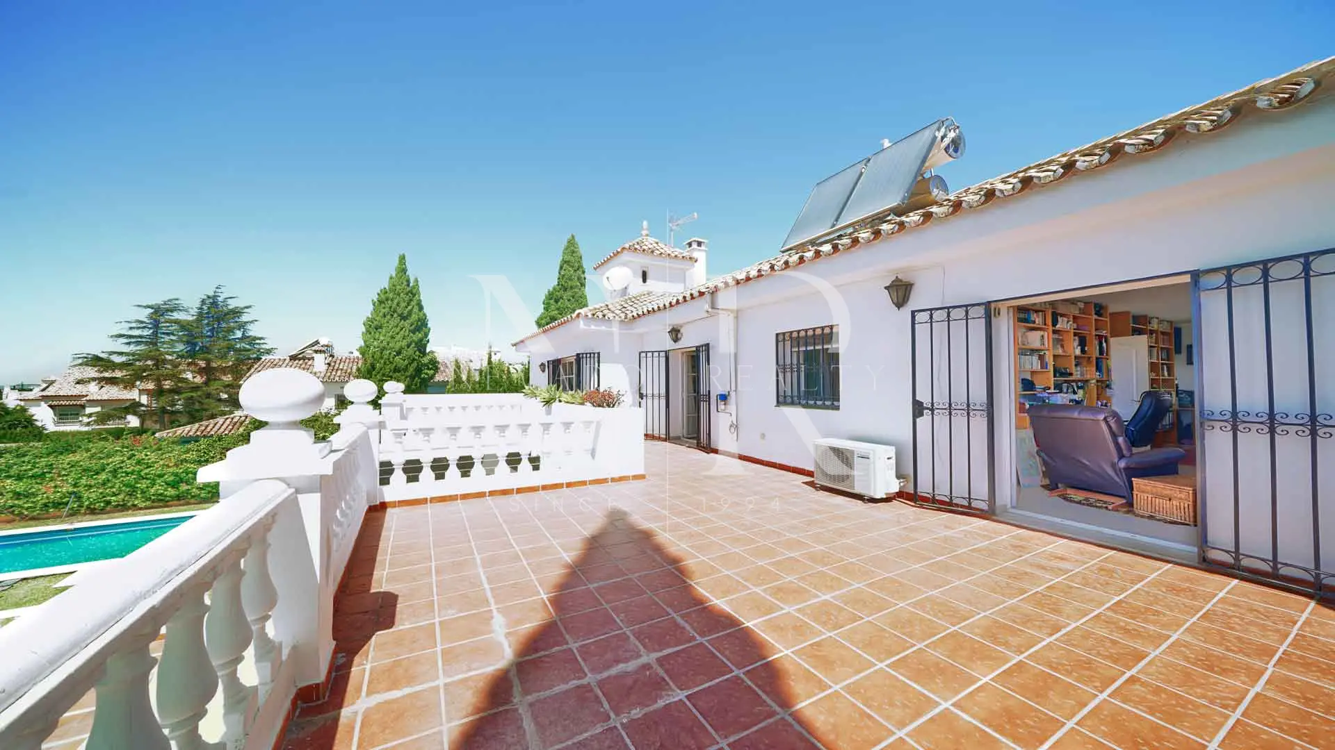 Villa in Valdeolletas with sea and mountain views for sale