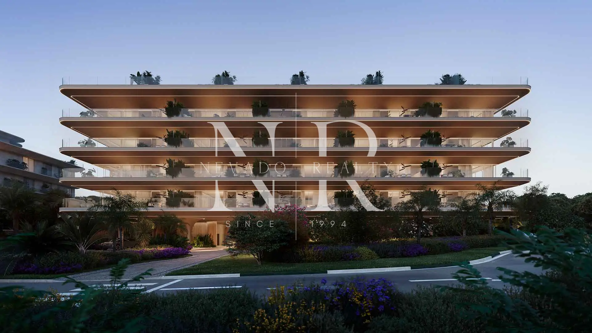 Nacaré, áticos y apartamentos de obra nueva en primera línea de playa en Estepona en venta