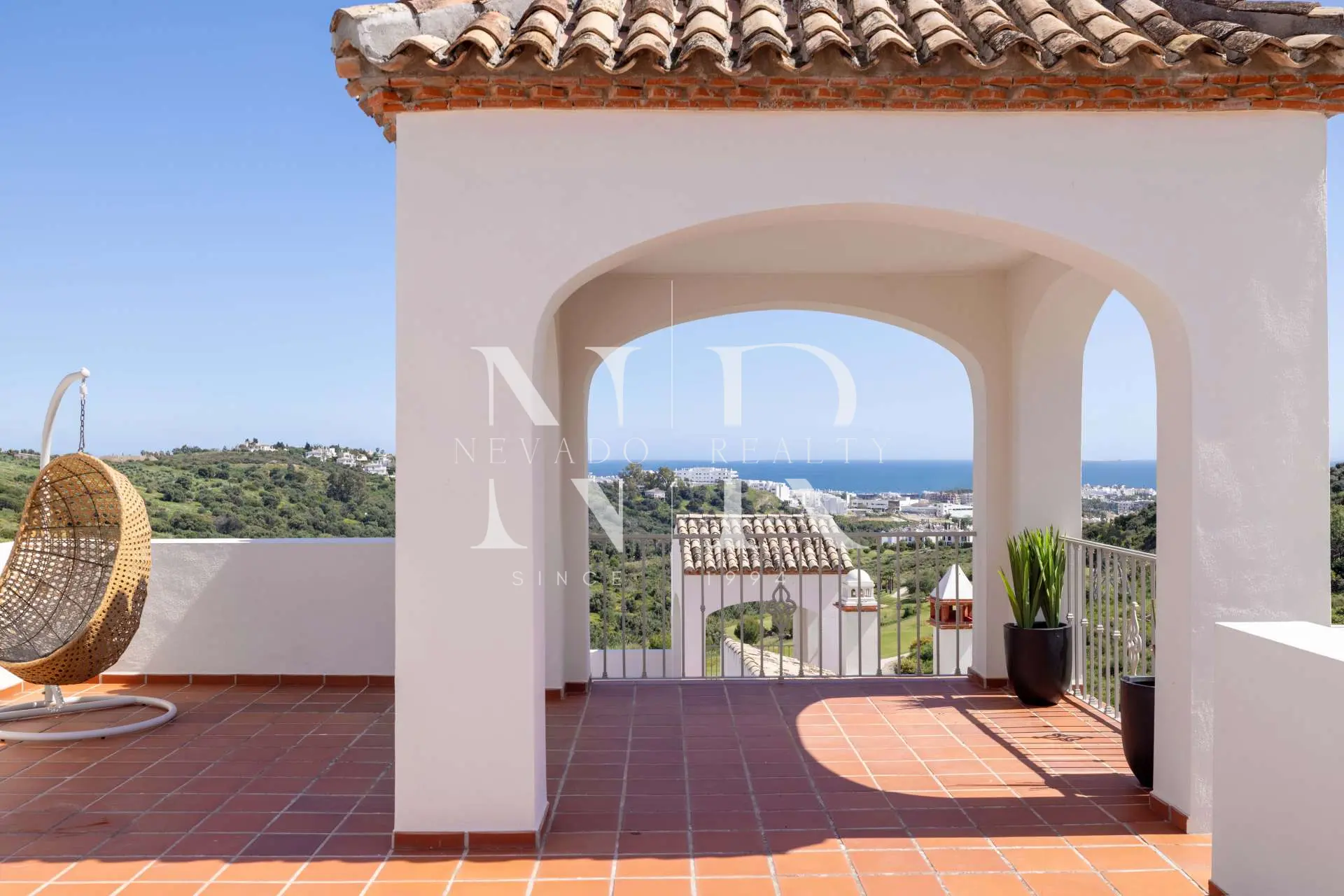 Altoasis Residences, Adosadas en Estepona Oeste en primera línea de golf en venta