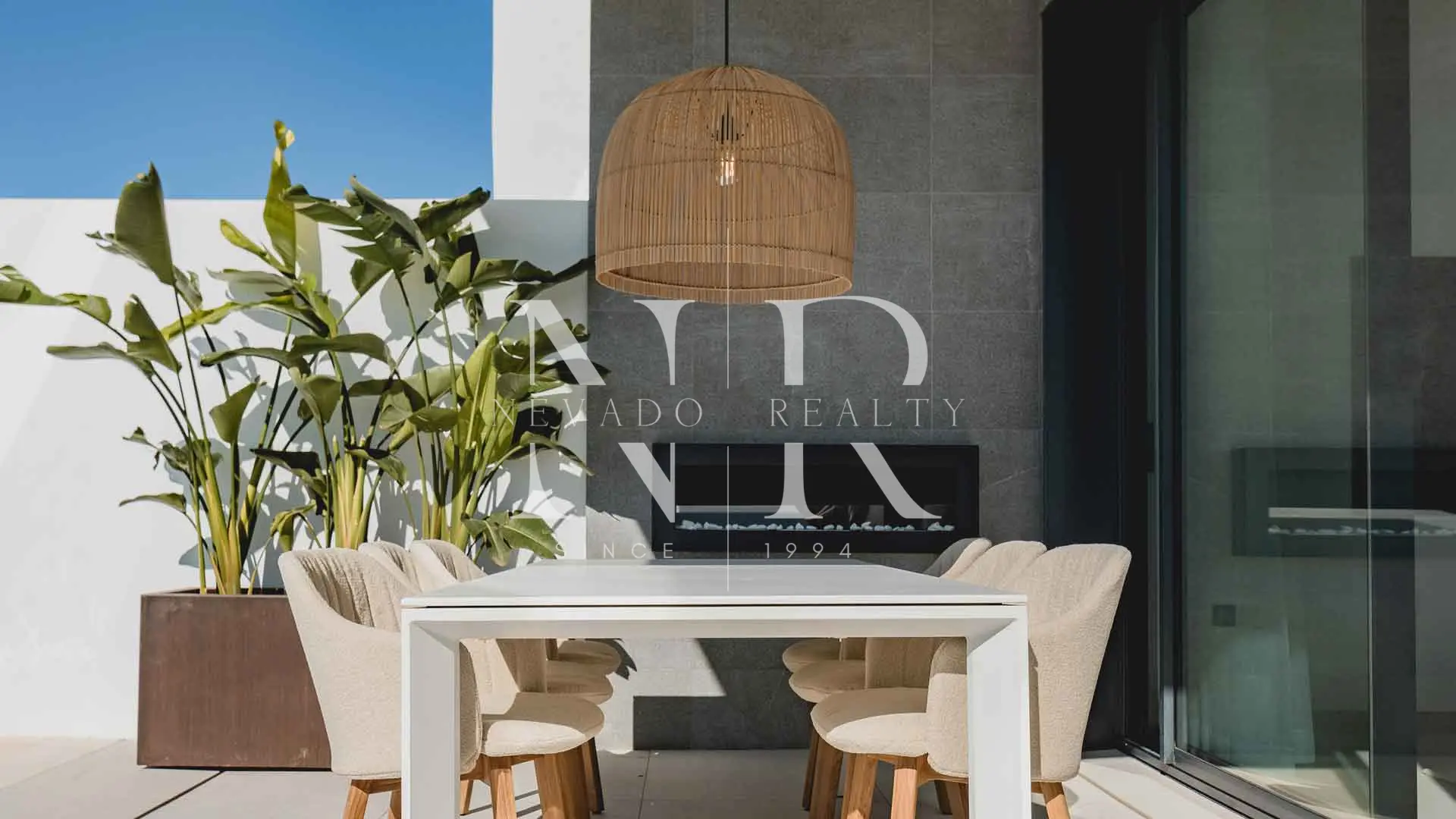 The List, Semi-detached and semi-detached houses in Rio Real with sea views for sale