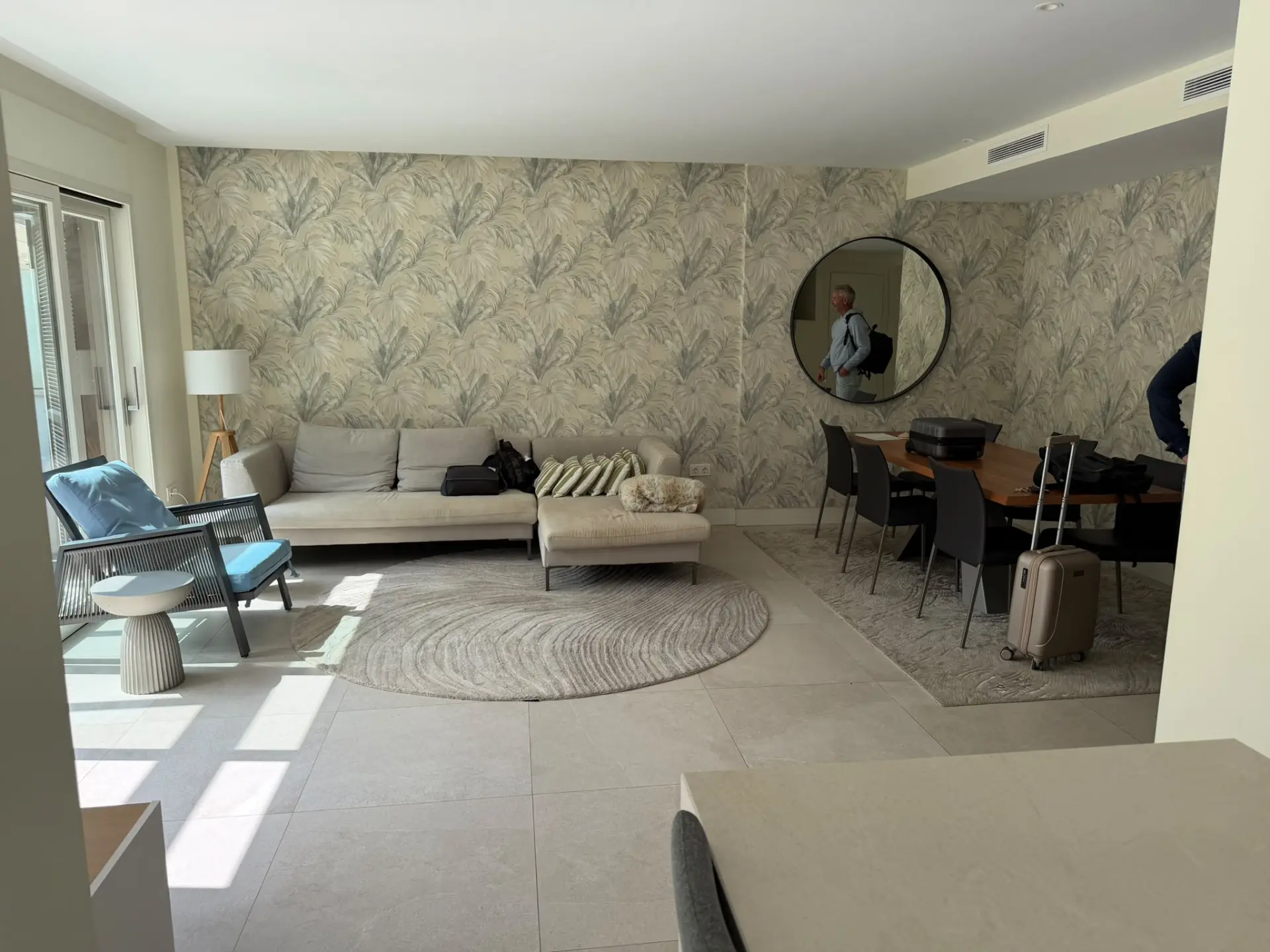Modern 3 slaapkamer appartement voor lange termijn te huur Slechts enkele minuten van Puente Romano