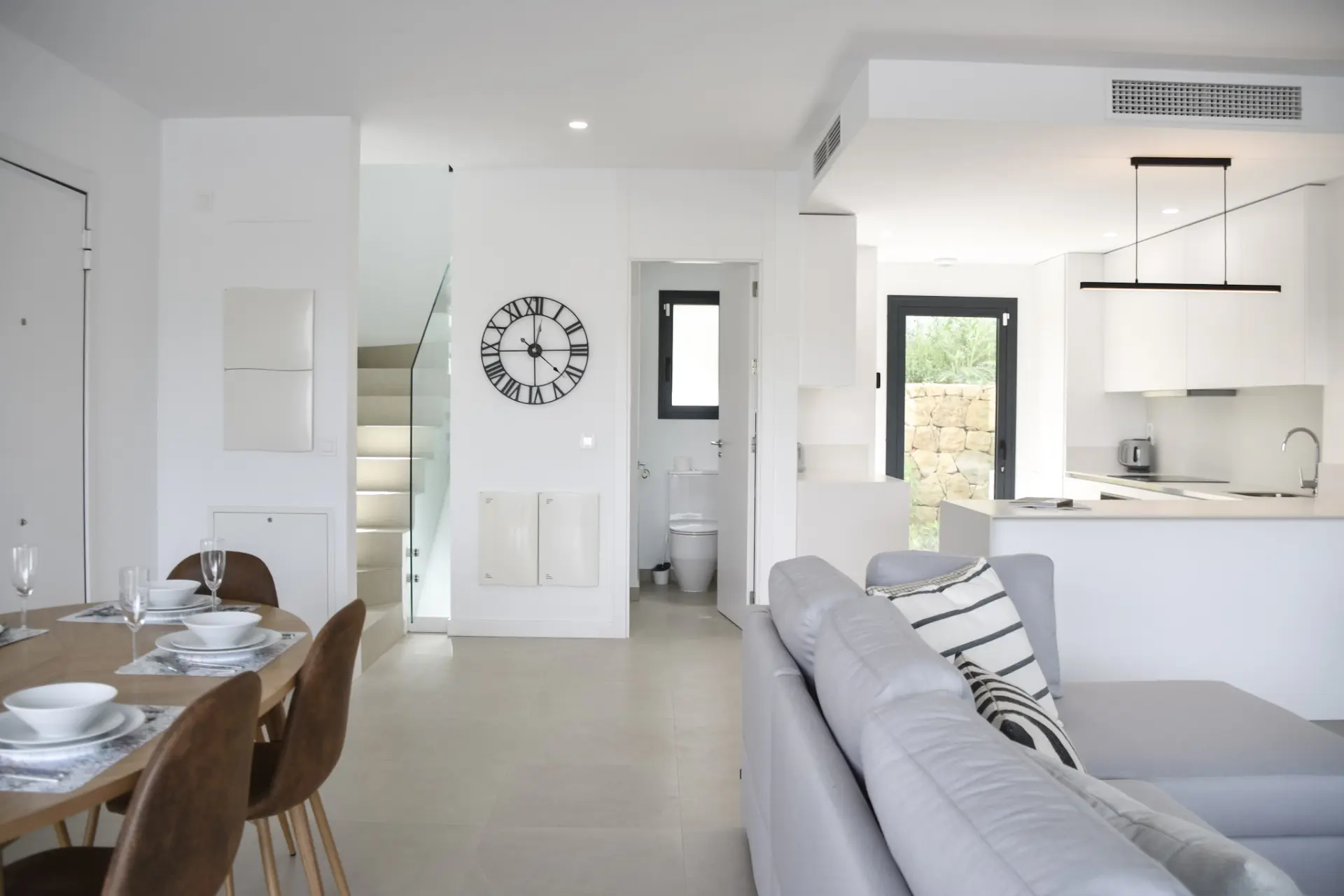 Moderno Apartamento de 3 dormitorios con amplia terraza en Atalaya Hills