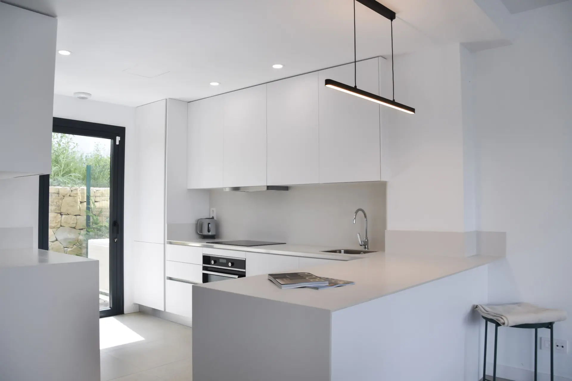 Moderno Apartamento de 3 dormitorios con amplia terraza en Atalaya Hills