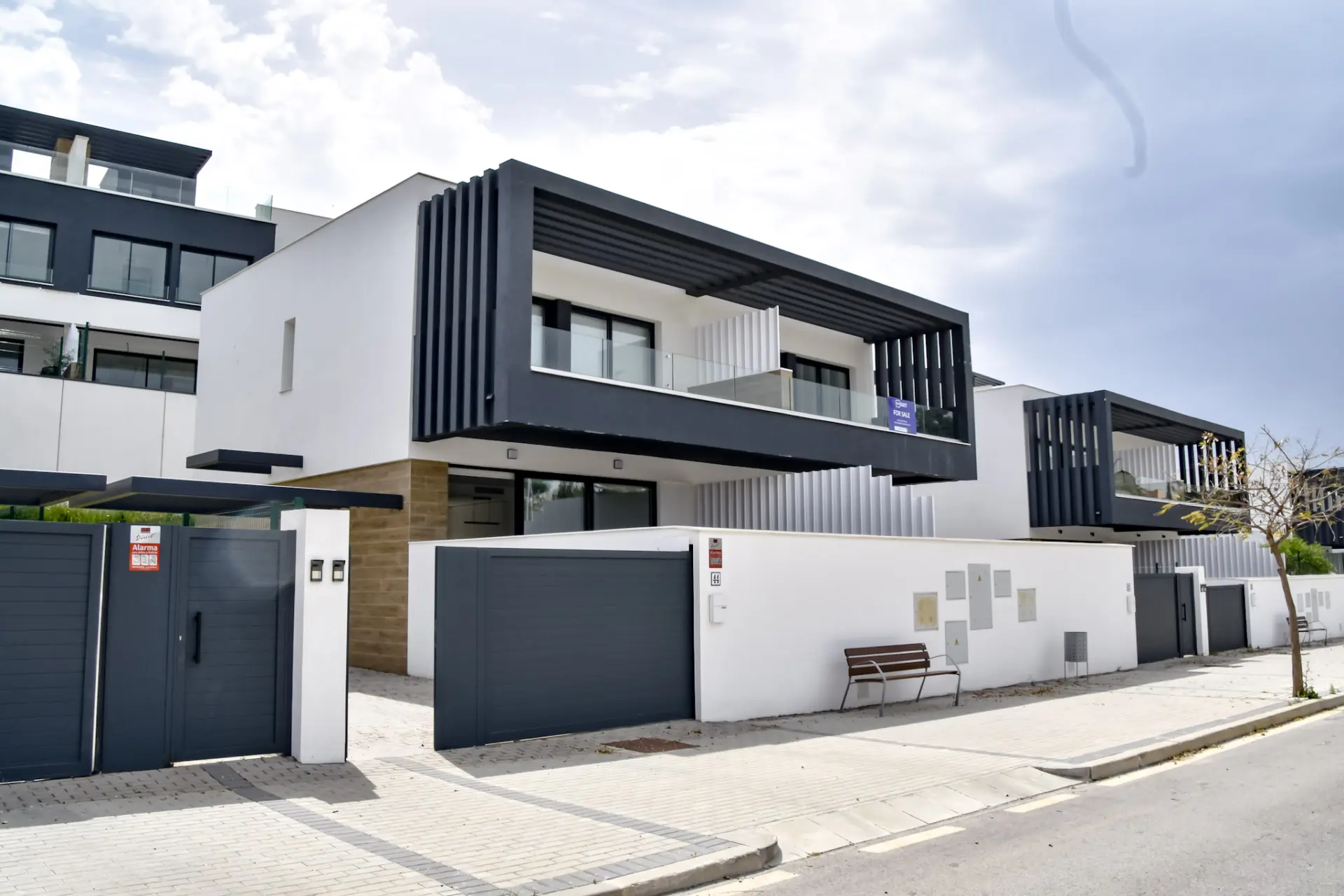 Moderno Apartamento de 3 dormitorios con amplia terraza en Atalaya Hills
