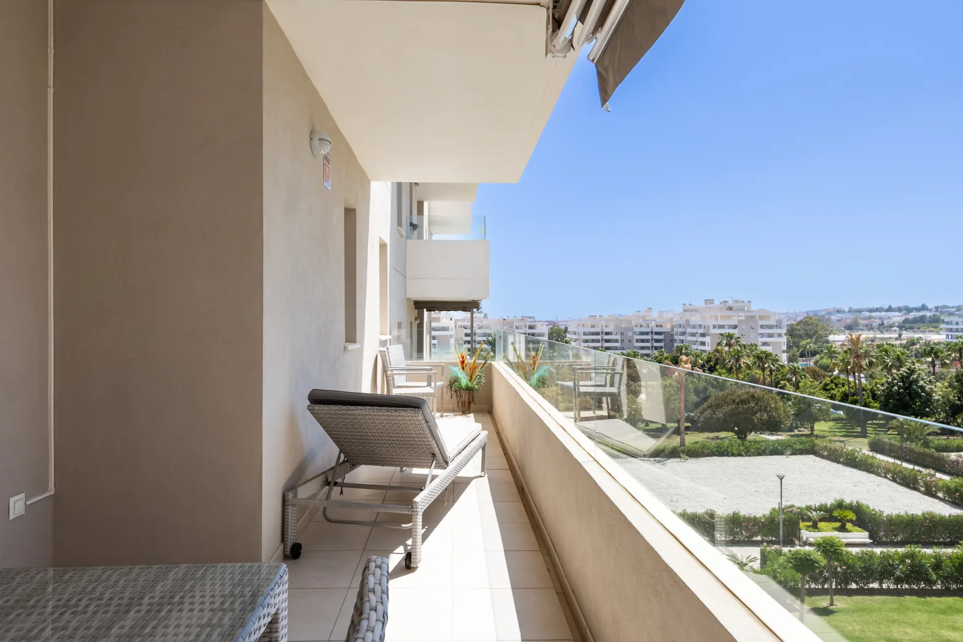 West-Facing 3-Bedroom Apartment on the Third Floor in Albatros VII