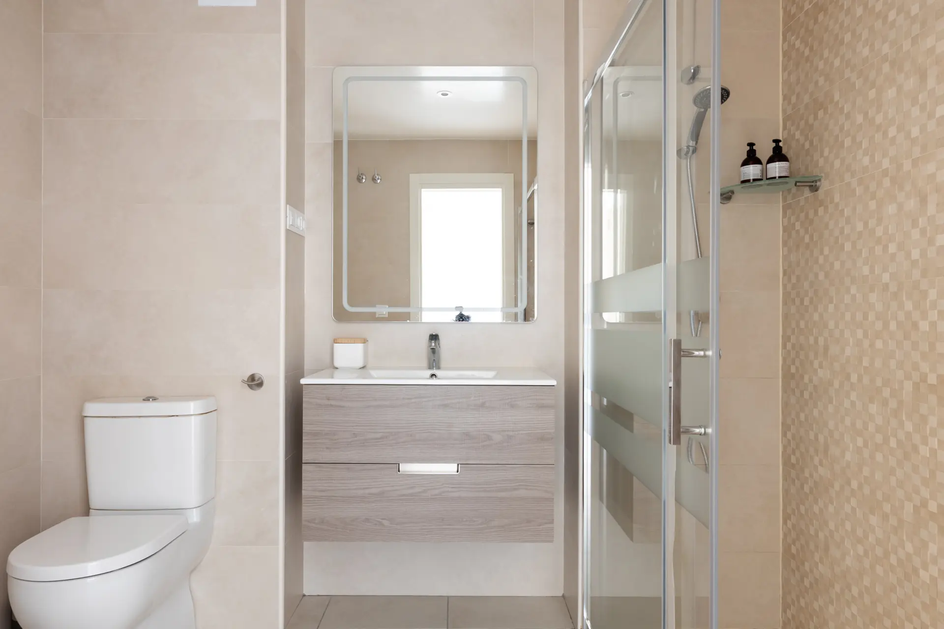 West-Facing 3-Bedroom Apartment on the Third Floor in Albatros VII