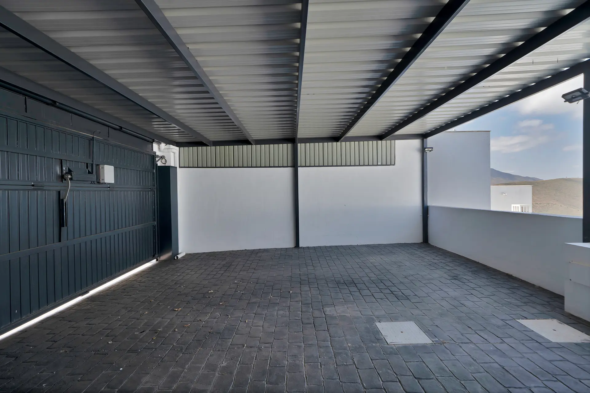 Half Vrijstaande woning te koop in La Mairena, Marbella Oost