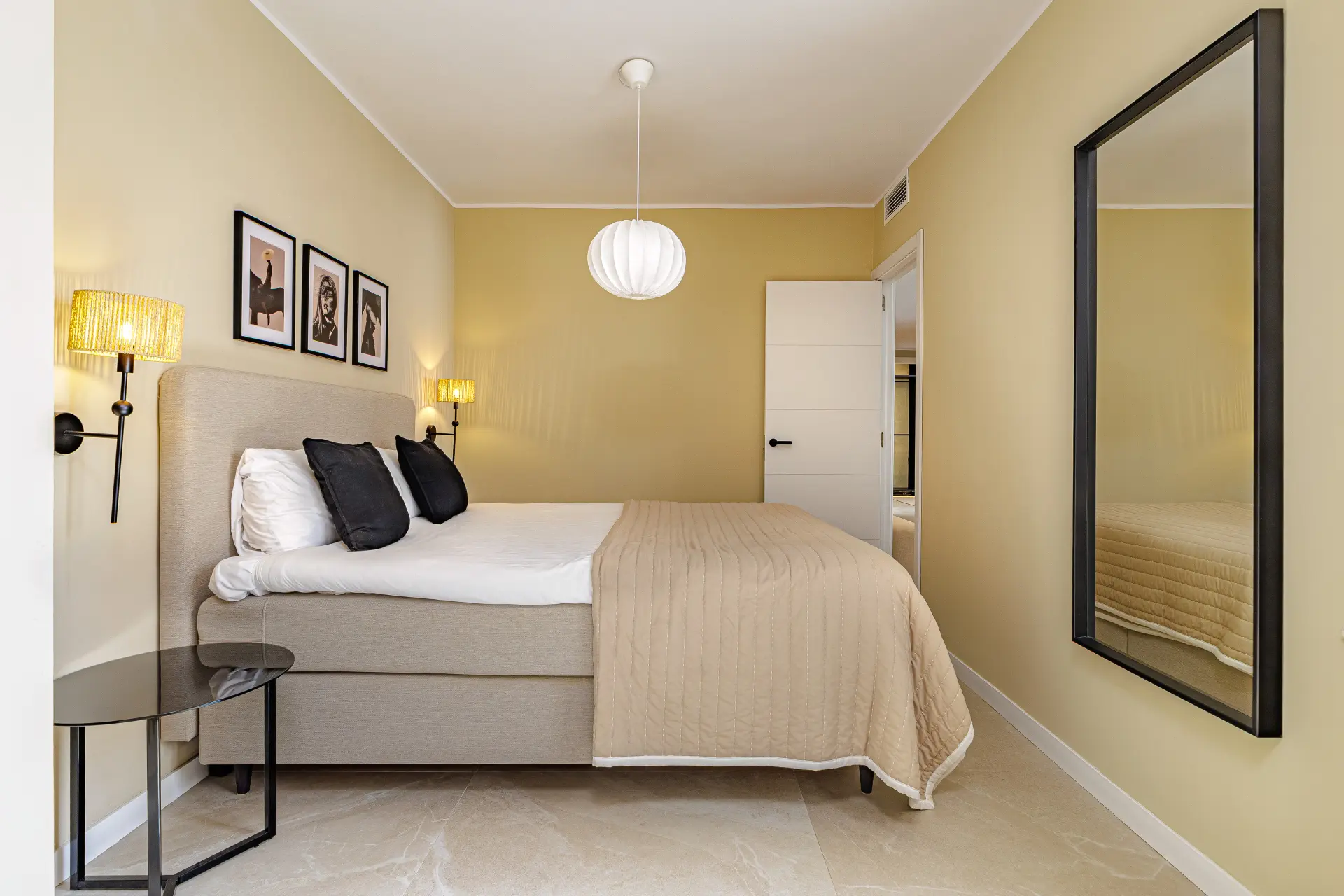 Impresionante Apartamento Reformado de 4 Dormitorios en Nueva Andalucía