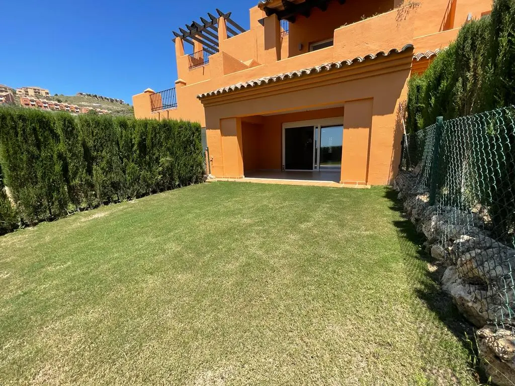 Adosado En alquiler en Paraíso Bellevue, Benahavis