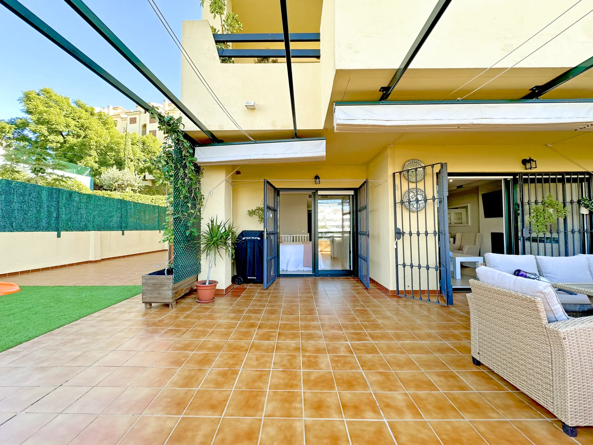 Markplanslägenhet till salu i Las Joyas, Estepona Öst