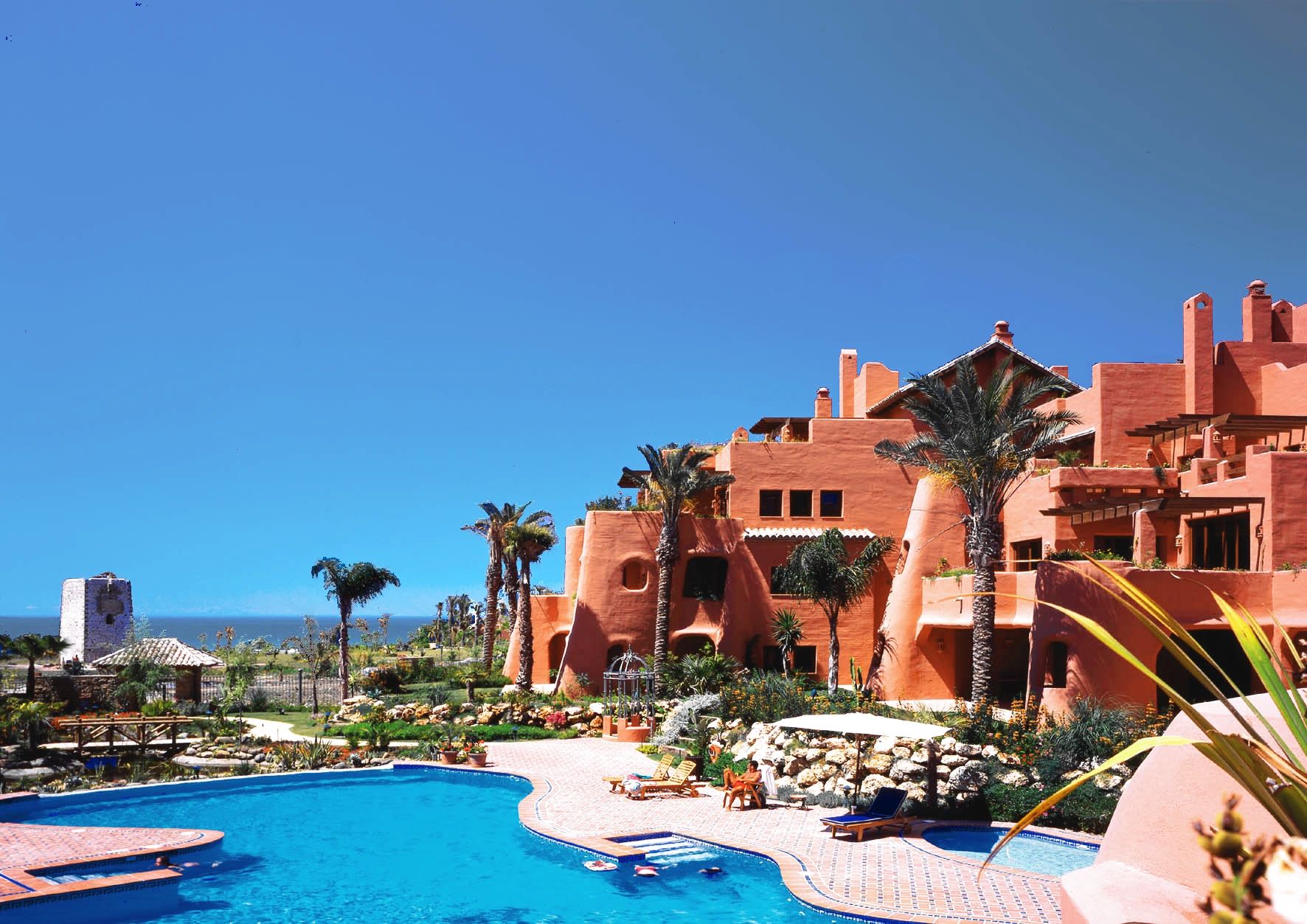 Torre Bermeja, Nueva Milla de Oro, Estepona