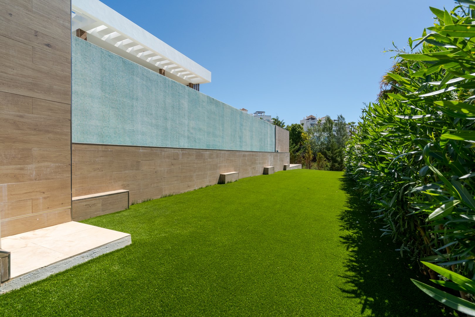 Extraordinaria villa que combina lujo, vistas inmejorables y diseño moderno contemporáneo en Alquería