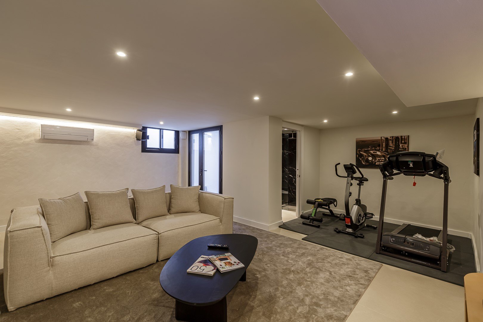 Villa CUTAR – Elegant Renovated Villa in Nagüeles, Marbella