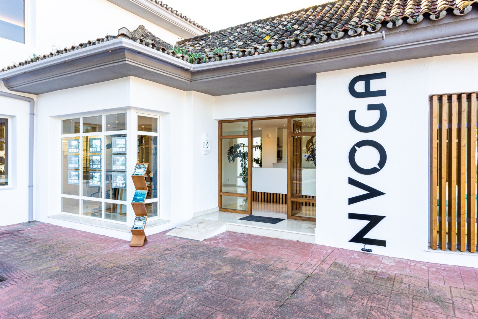NVOGA-Marbella-Realty-Los-Monteros-Co.Working-Office (1)