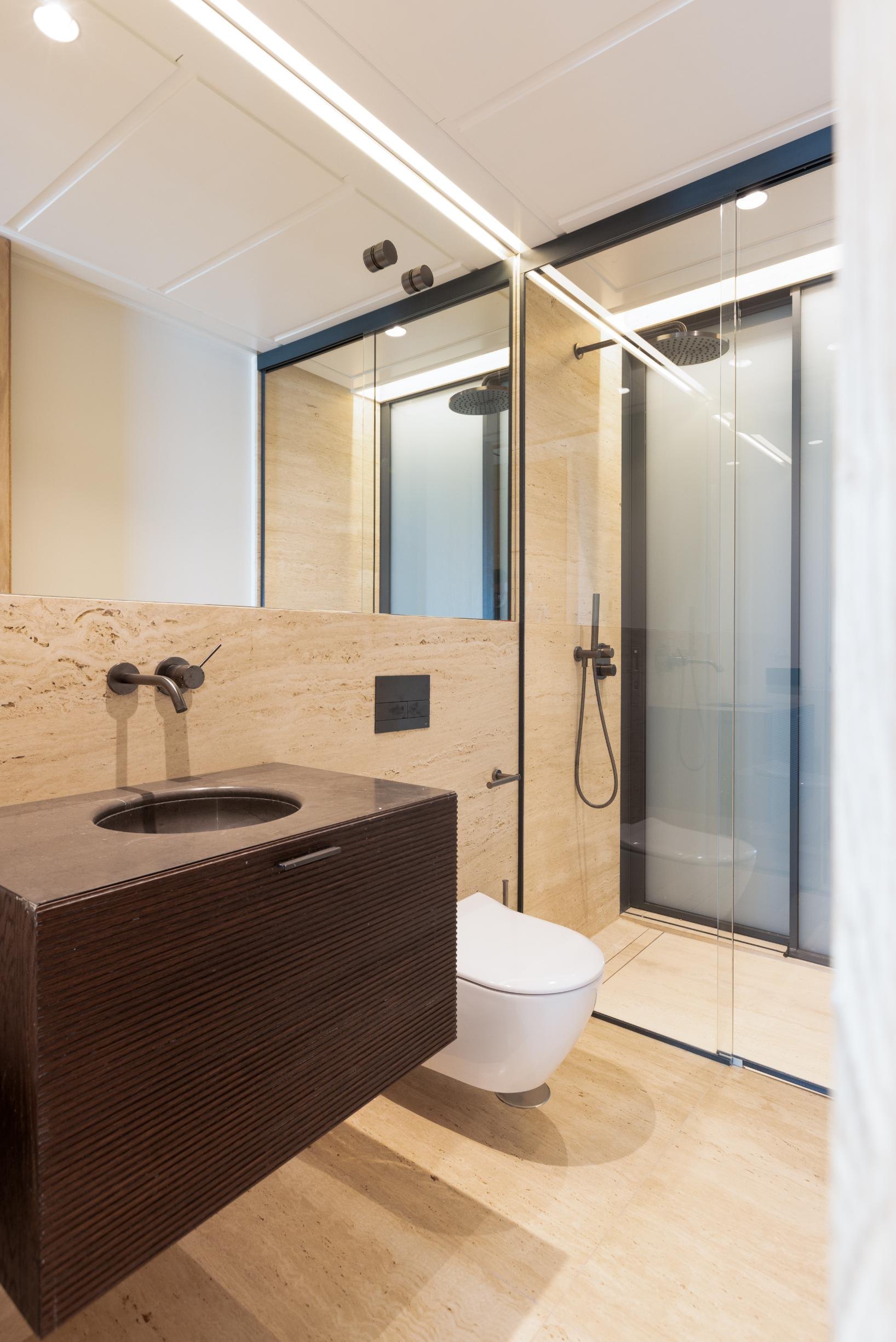 Villa-Apartamento en primera línea de playa, Estepona