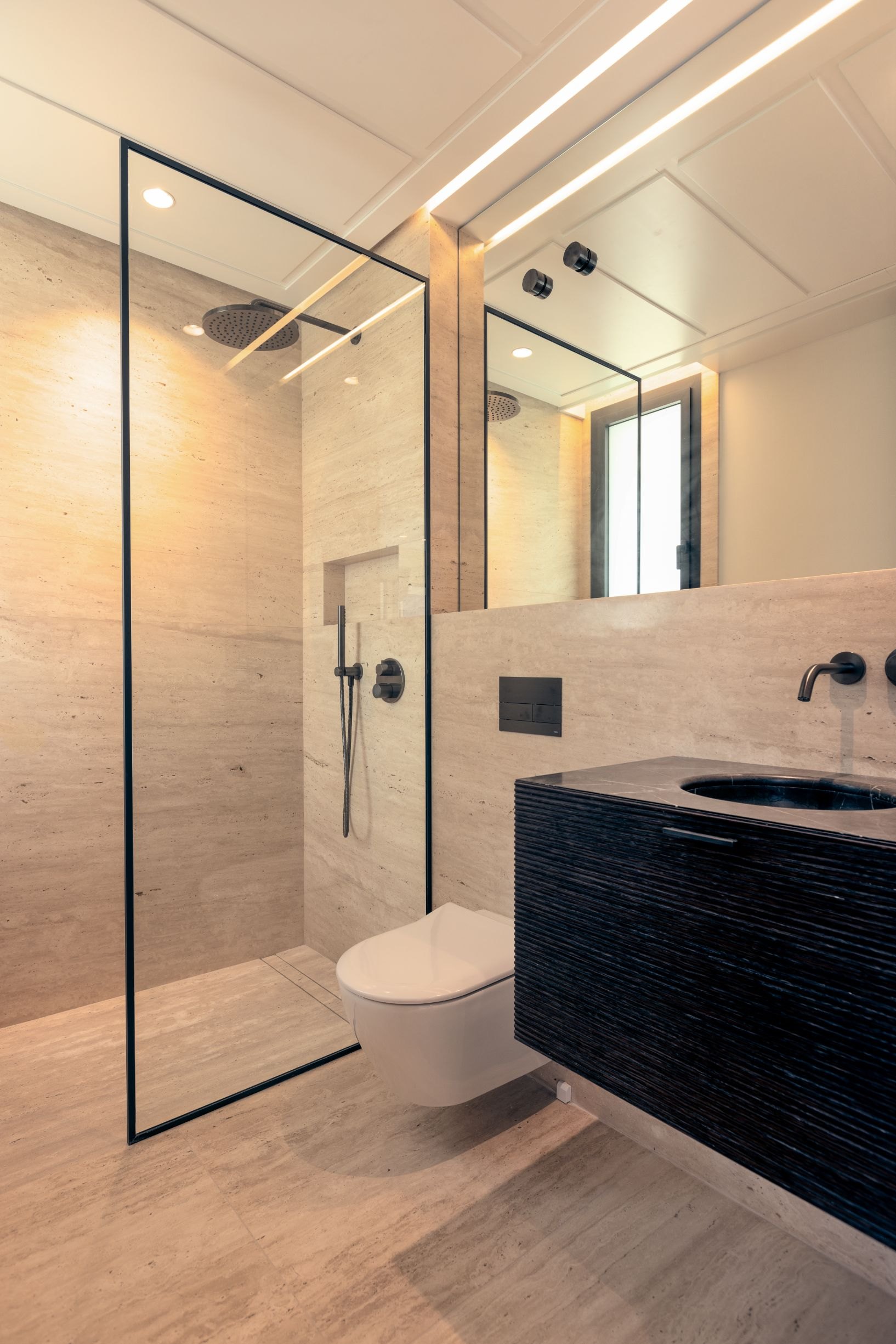 Apartamento con tamaño de villa en primera línea de playa Nueva Milla de Oro