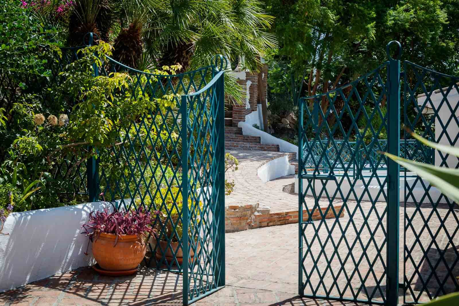 Cortijo andaluz,un refugio encantador en las montañas