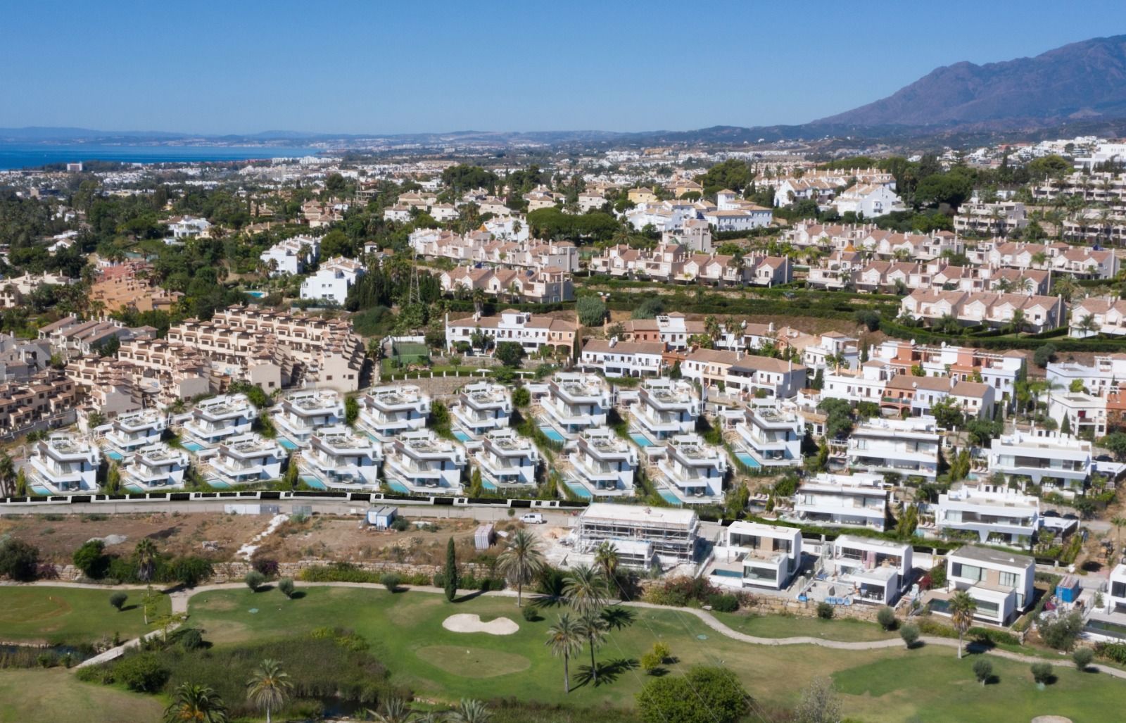 Archive visualisation of Villas Fusion beside El Campanario golf, with the coast and mountains beyond