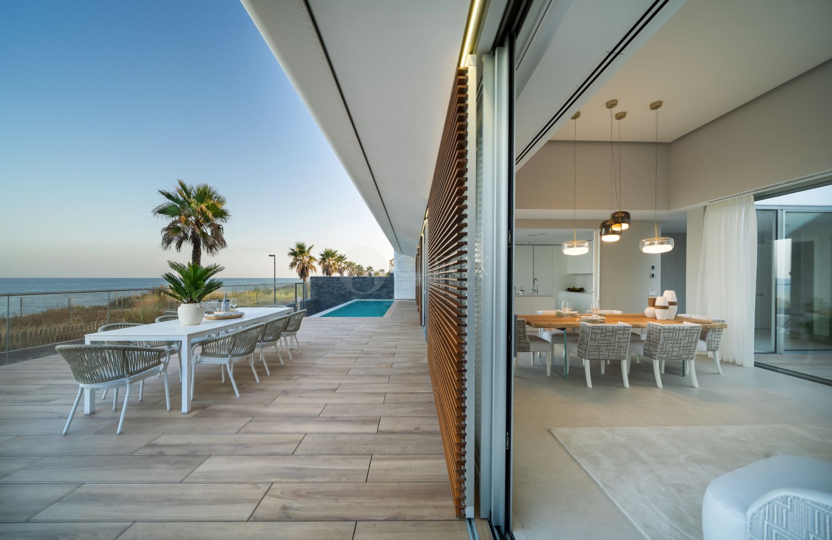 Propiedades en primera linea de playa en venta en la Costa del Sol