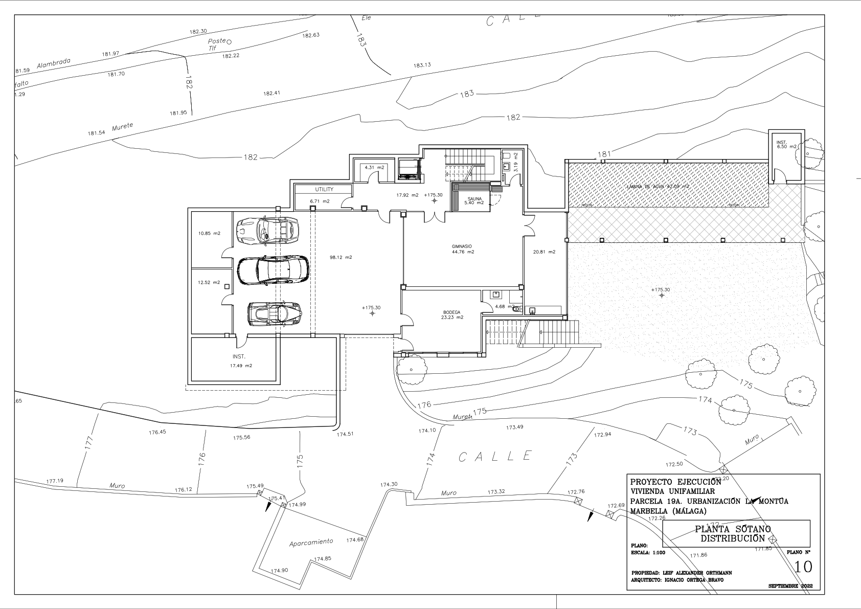 Plot in La Montua