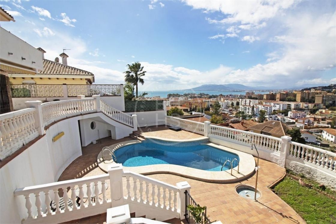 Villas for sale in Málaga - East