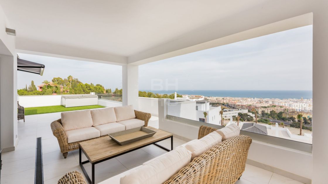 Ground Floor Apartments for sale in Estepona