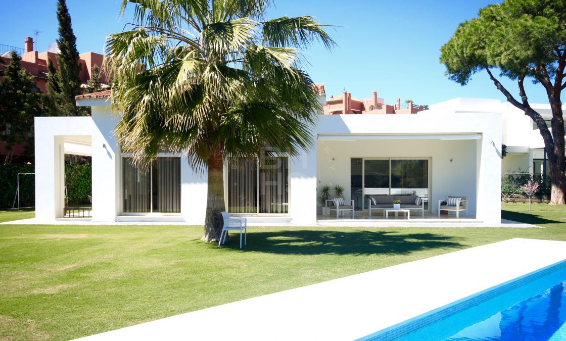 Villas for rent in Estepona
