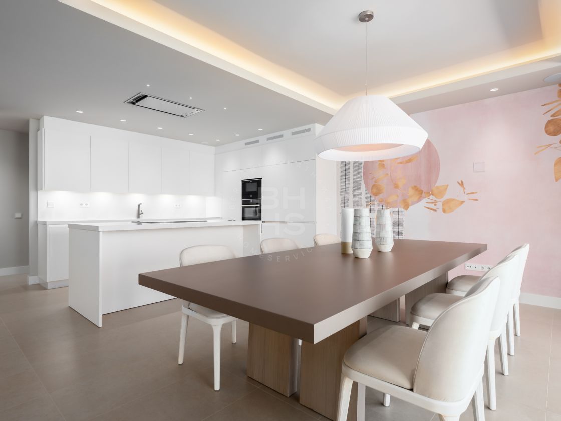 Outstanding brand-new south-facing villa with great sea views close to all amenities on the New Golden Mile